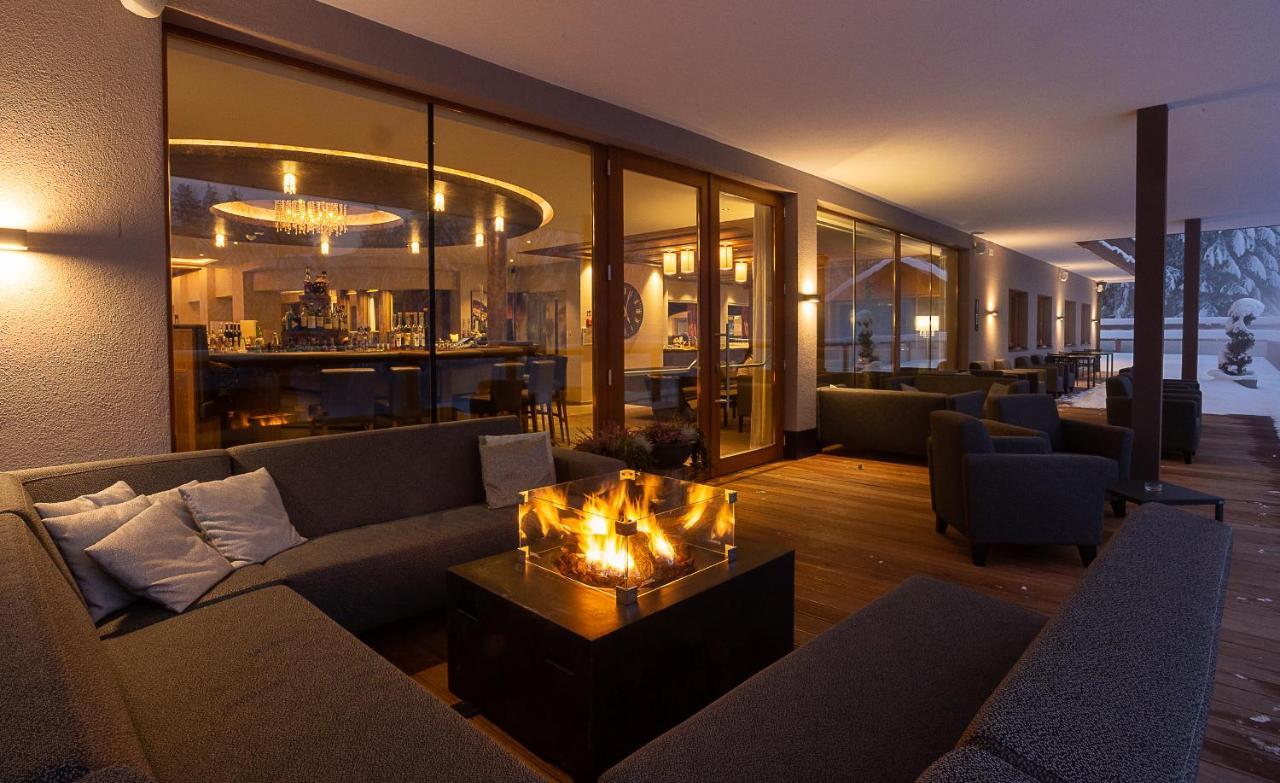 Hotel Weiher Green Lake Falzes Exterior foto